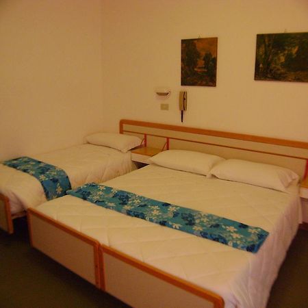 Hotel Villa Del Sole Rimini Dış mekan fotoğraf