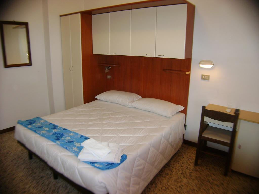 Hotel Villa Del Sole Rimini Dış mekan fotoğraf