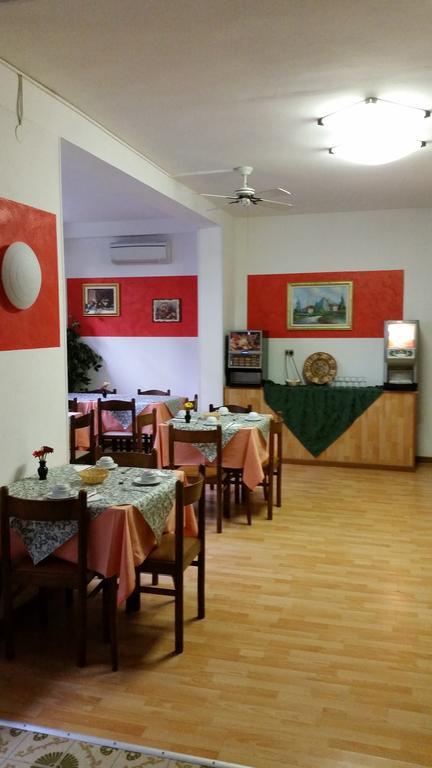 Hotel Villa Del Sole Rimini Dış mekan fotoğraf