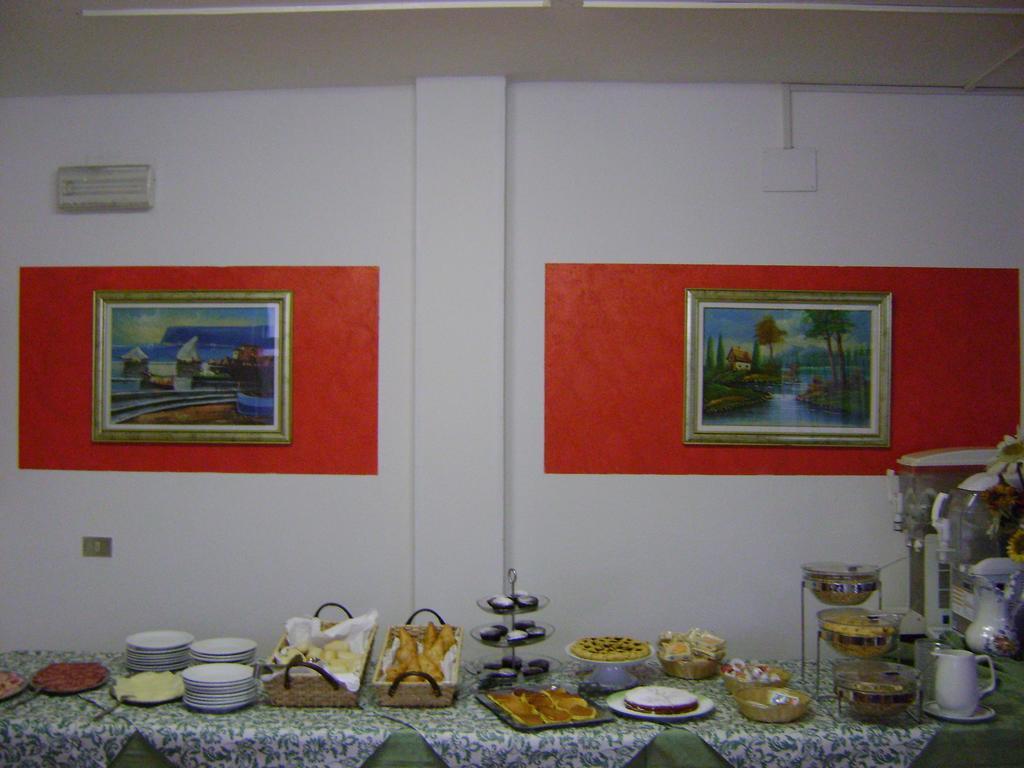 Hotel Villa Del Sole Rimini Dış mekan fotoğraf
